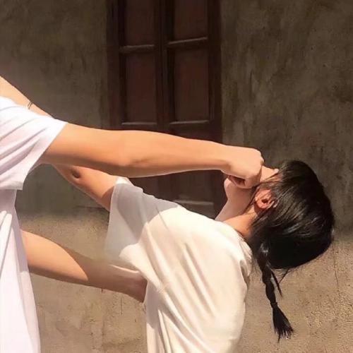 ͷ˸