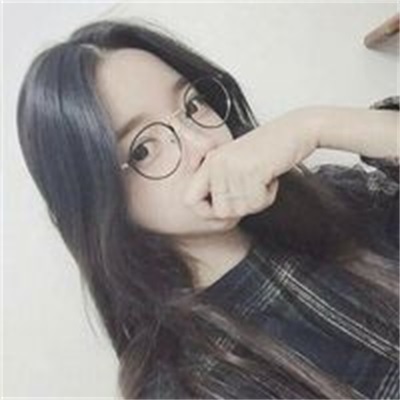 头像女阳光笑容可爱治愈图片