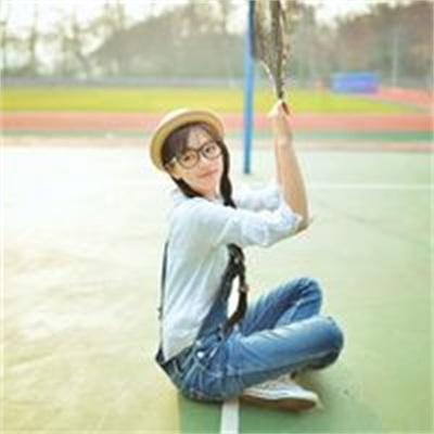 头像女阳光笑容可爱治愈图片