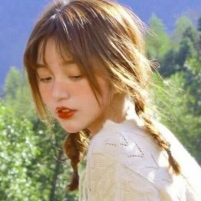 超伤感颓废女生头像高冷