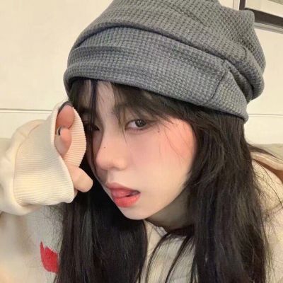 复古时尚的女生头像图片
