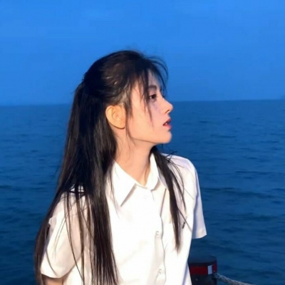 复古时尚的女生头像图片