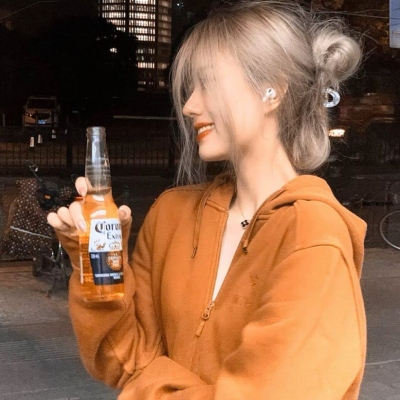 ɫϵŮͷͼƬ