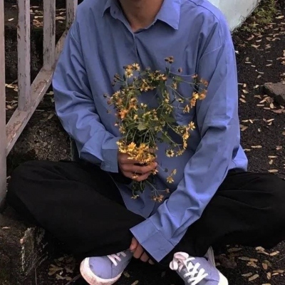 很好看的冷系也很帅气的男生头像