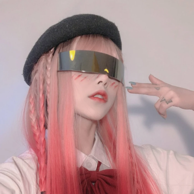 ɰ崿ŮͷͼƬ