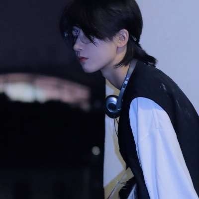 帅气又很拽的男头合集