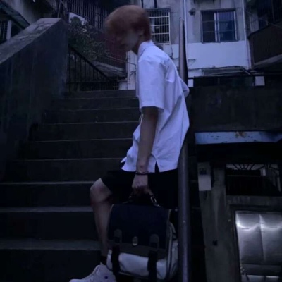 精致优雅的男生头像合集