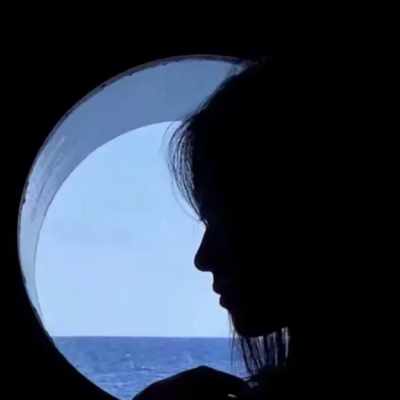 ߹Ůͷ