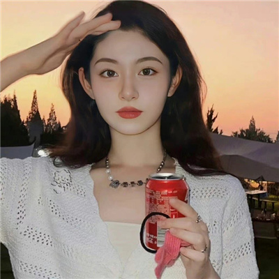 ΢Ůͷϼ