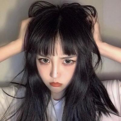 ۾