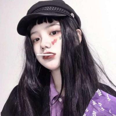 ۾