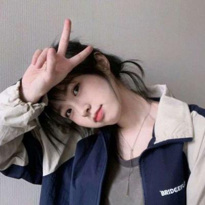 ۾