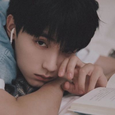 30岁男人帅哥头像生活照