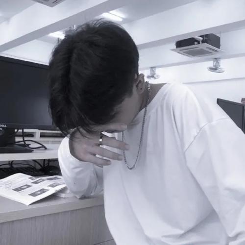 ÿͷ˧˧磬̹ȻԼĲ
