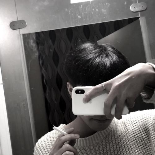 ÿͷ˧Į