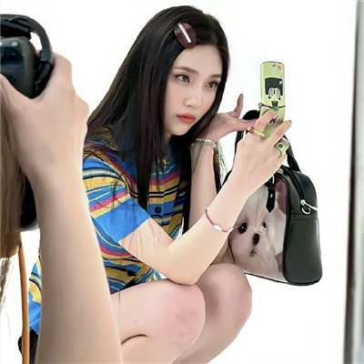 úܸ߼Ůͷ崿