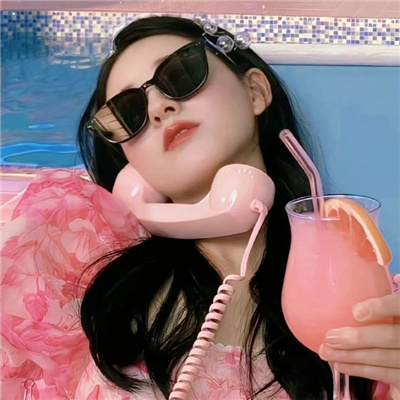 ķɫϵŮͷ°