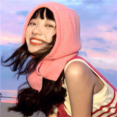 ʸ˲䰮ϵŮͷ