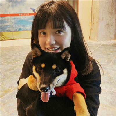 ʸ˲䰮ϵŮͷ