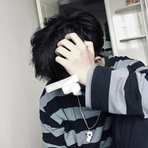 ÿһ˧ͷ񣬶̺޵ռ͸