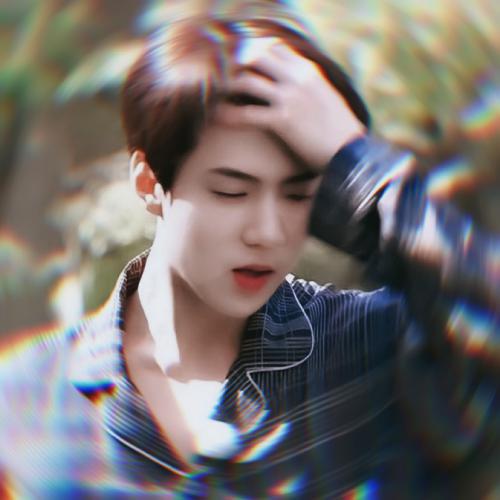 ÿһ˧ͷ񣬶̺޵ռ͸