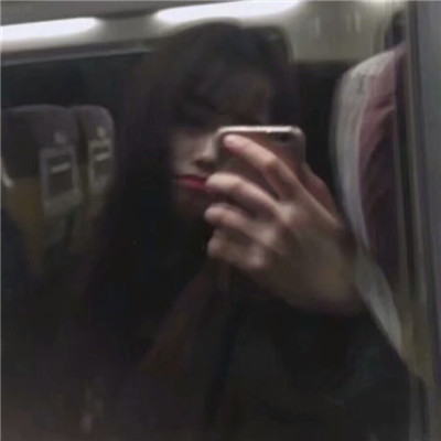Ůͷ°ɭϵɢһֶص