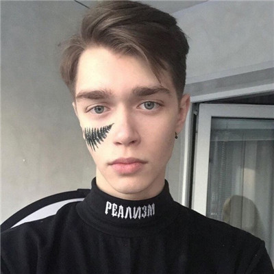 Сͷ޷΢Ц
